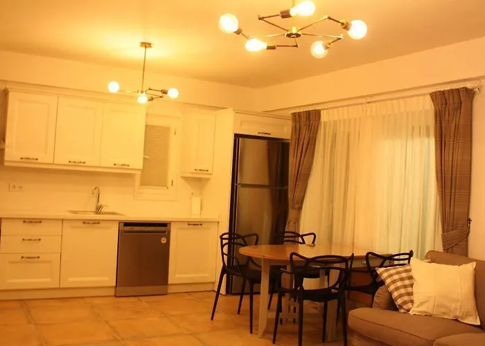 Yarimada Butik Hotel 3*