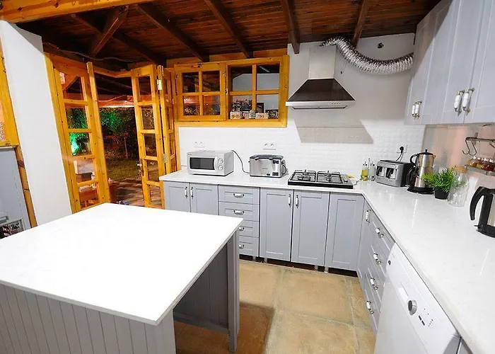 Yarimada Butik Hotel 3*